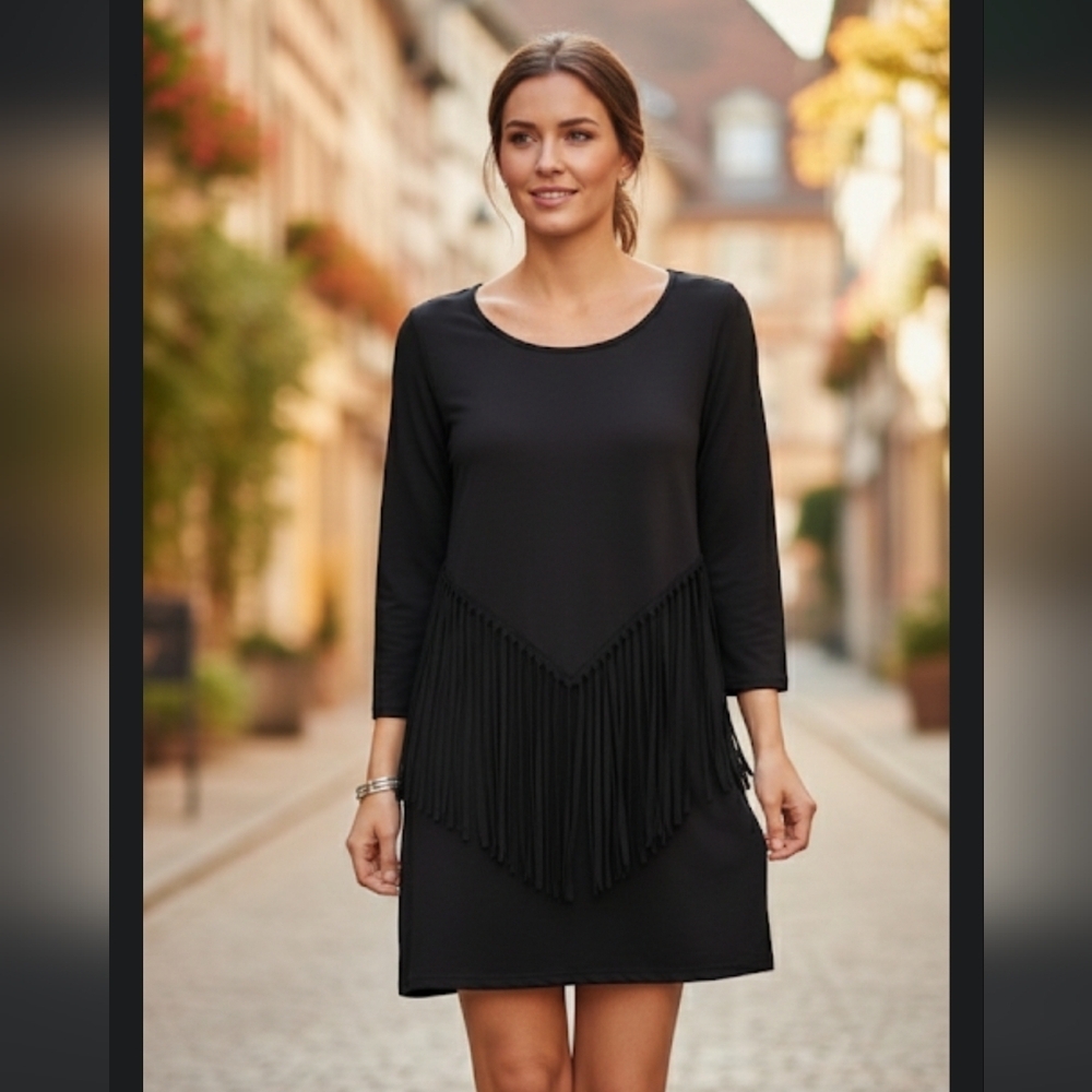⭐NWT Missy Robertson Black Fringe Dress ⚫